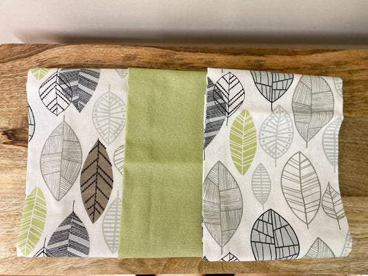 Pack of 3 Kitchen Tea Towels With Contemporary Green Leaf Print Design