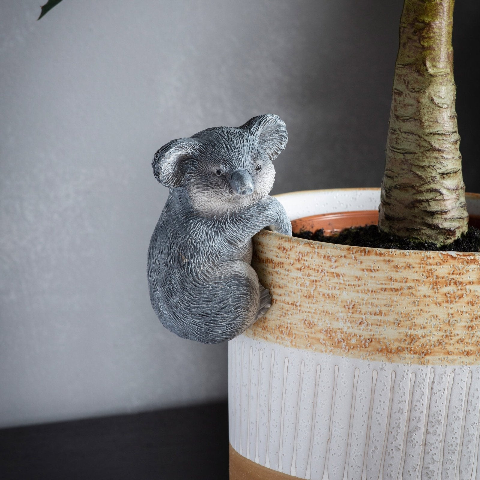Polyresin Koala Pot Hanger Set of 2
