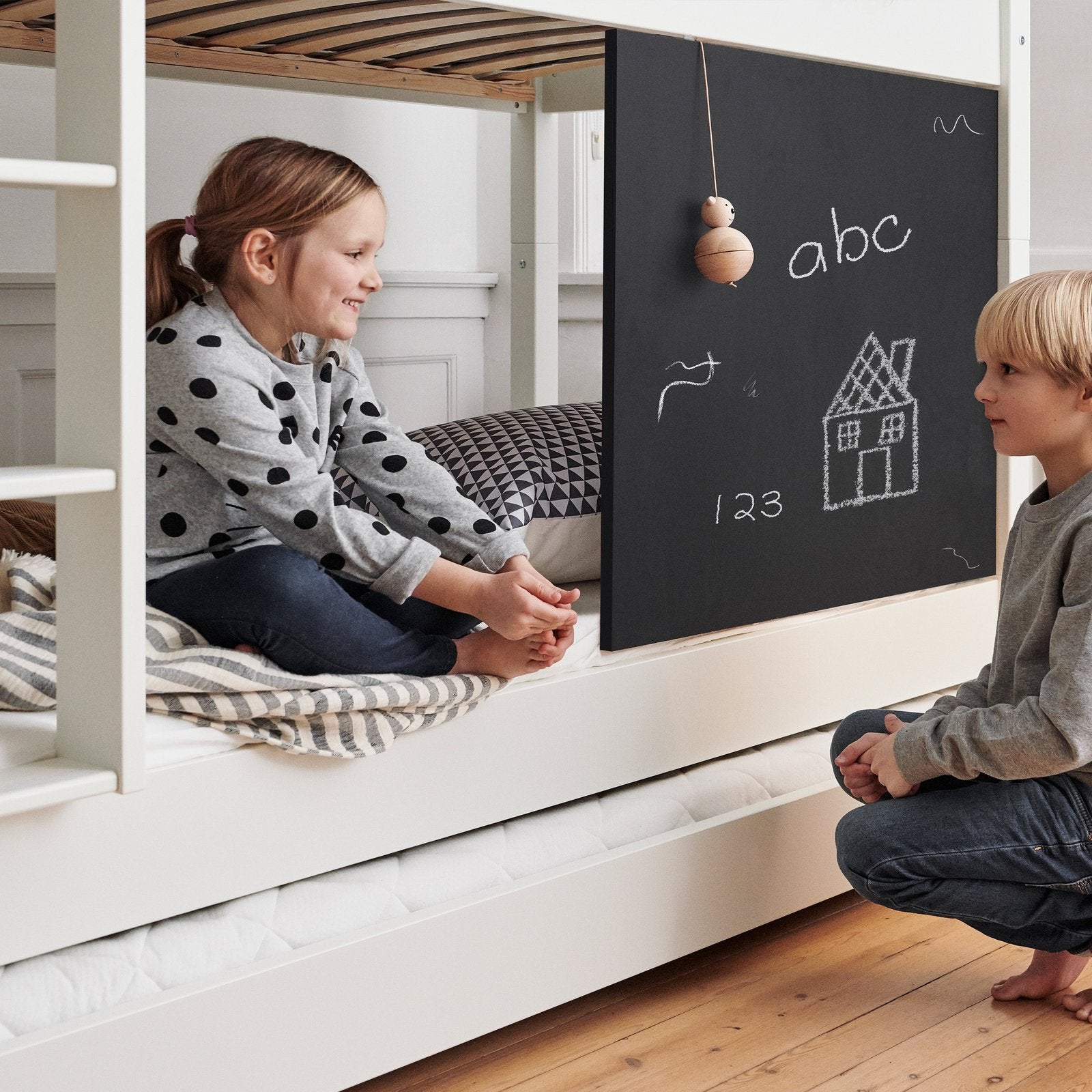 Manis-h Chalkboard for Manis-H Mid Sleeper and Bunk bed